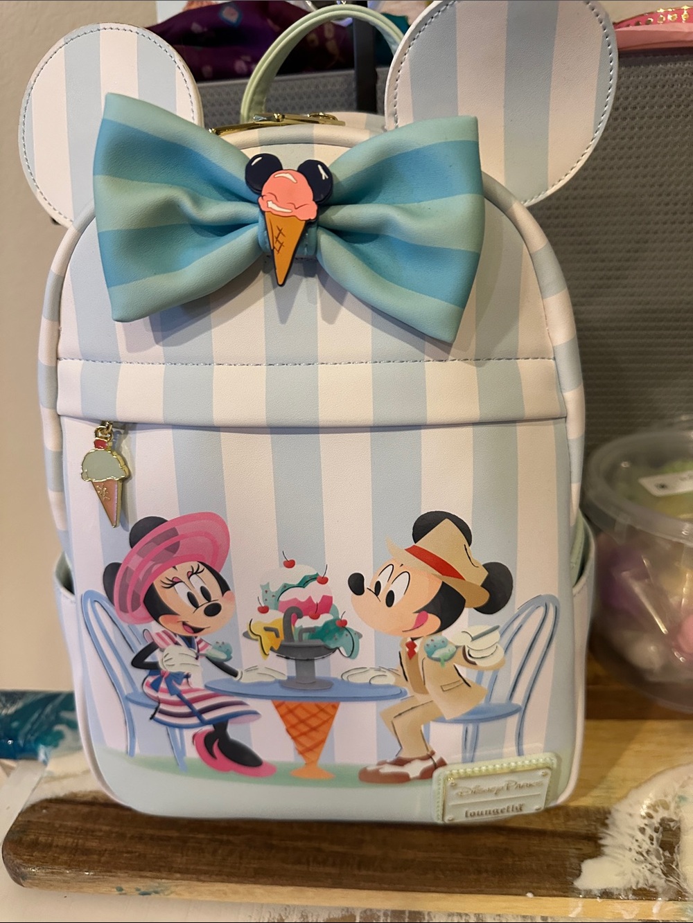 Loungefly Mickey & Minnie Ice Cream Bow Backpack - Light Blue and Cream scented